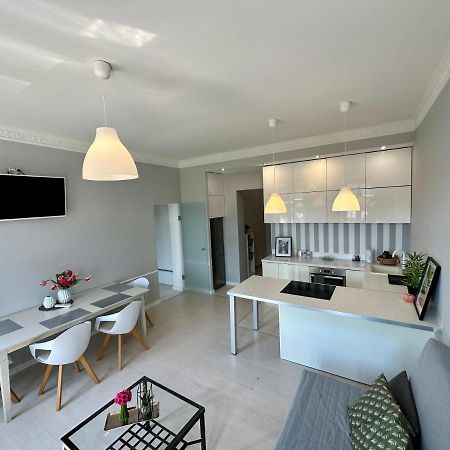 Wroclove Tumski Apartment 弗罗茨瓦夫 外观 照片